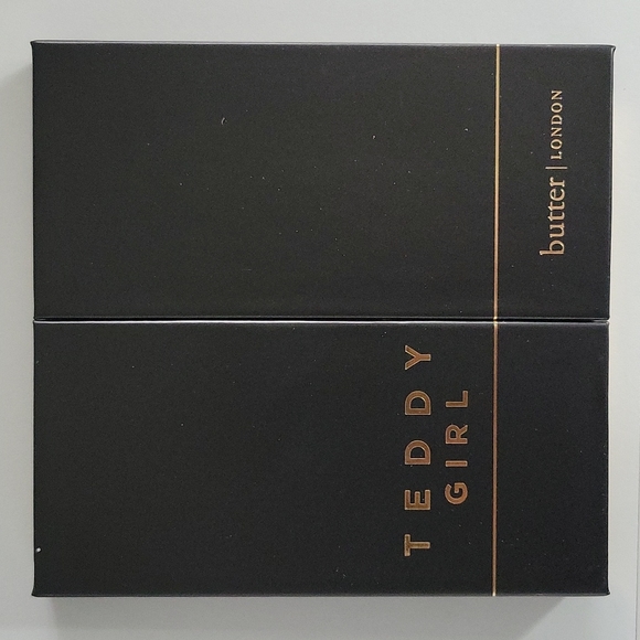 Eyeshadow Palette - Picture 4 of 4